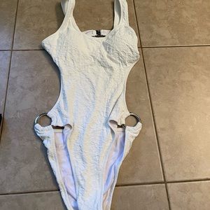 Cupshe White O-ring Cutout One Piece